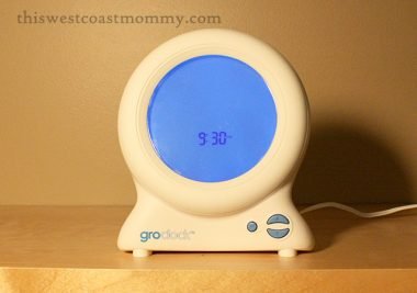 The Gro-clock helps teach toddlers and preschoolers when to go back to sleep and when it’s time to get up. A gift for everyone involved! #HolidayGiftGuide