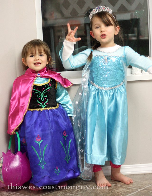 Anna and Elsa at Halloween