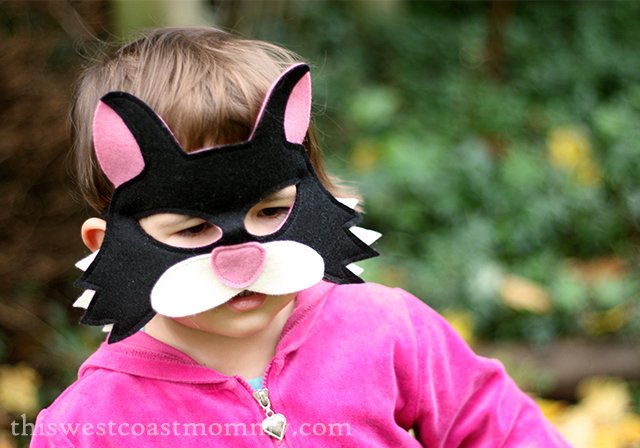 Mouse & Moose cat play mask