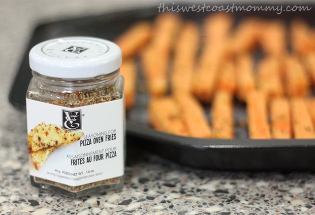 Making sweet potato oven fries with the Epicure crisper - no flipping required!