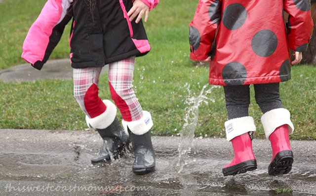 Go puddle jumping in Stonz Rain Bootz!