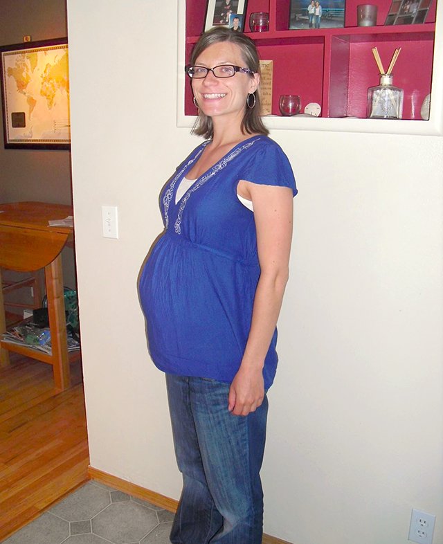 Alicia at 33 weeks
